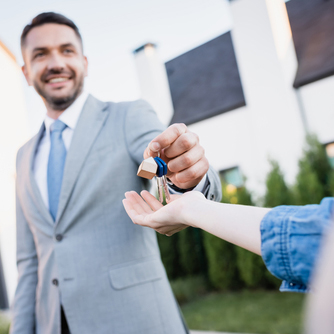 Agent immobilier
